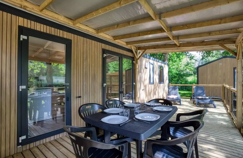 Tremolat House | Flower Camping LES BERGES DE LA DORDOGNE * - Mobil-Home Premium 33m2 Bahia - 3 bedrooms + semi-covered terrace +LV + TV + CLIM 6 people