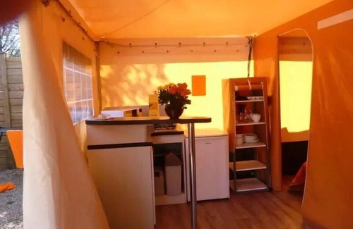 Ruoms House | Flower Camping Les Paillotes en Ardèche * - Bengali Canvas 25m² Standard (2 bedrooms - 5 people) (without sanitary facilities) 5 people