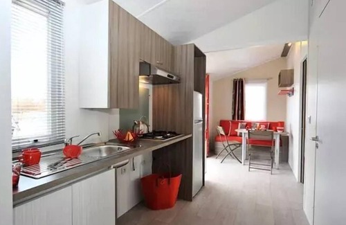 Brehemont House | Flower Camping Loire et Châteaux * - Mobile home Standard 3 Rooms 4 People Adapted for people with reduced mobility