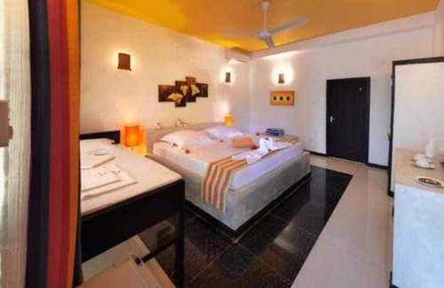 Sigiriya Hotel | Flower Garden Eco Village