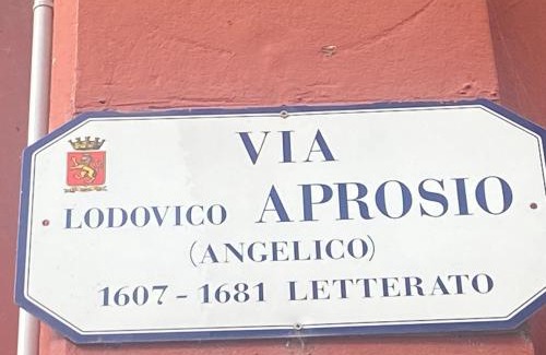 Ventimiglia Apartment | Flower Market