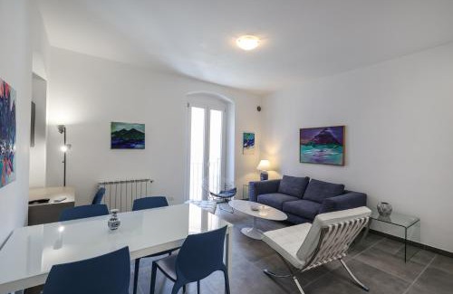 Ventimiglia Apartment | Flower Market