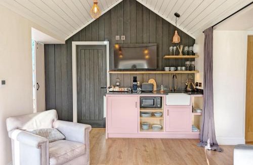 East Ashling House | Flowering - Ashling Park