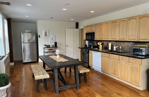 Fly Creek House | Fly Creek Estate - large home, close to CDP and HOF