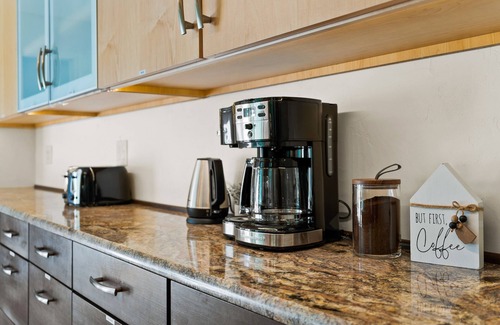 West Glacier House | Fly-Fishing Haven, 5 Min to Glacier Park, Scenic Home with Hot Tub & Firepit
