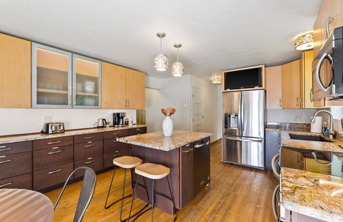 West Glacier House | Fly-Fishing Haven, 5 Min to Glacier Park, Scenic Home with Hot Tub & Firepit