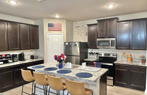 Southside House | Fly High Sleep Tight BMT Graduations River walk Alamo Corporation Stay Seaworld