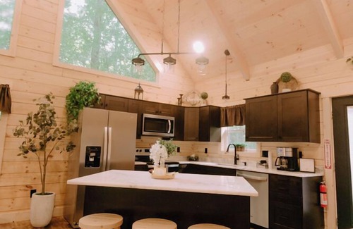 Campbellsville Cabin | Flying High Luxury Cabin #3