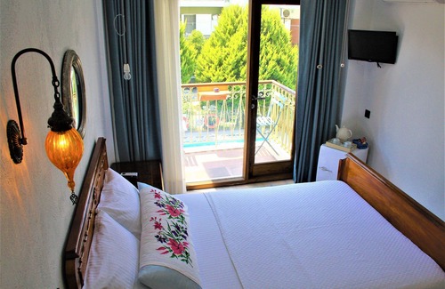 Foca Hotel | Foca 1887 Otel