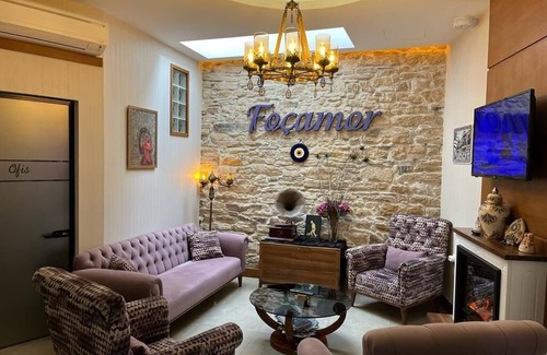Yenifoca Hotel | Focamor Otel