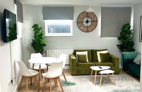 Folkestone Apartment | Folkestone Harbour Luxury Apartment Flat 4