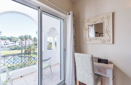 Vale de Centianes House | Folkiño-Townhouse near Beach with Amazing Golf Course View