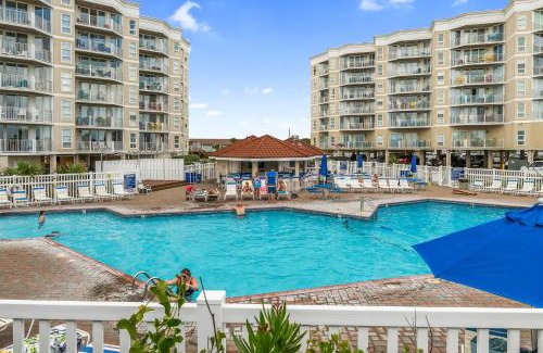 Sneads Ferry House | Follow the Moon Villa St Regis Oceanfront in Topsail