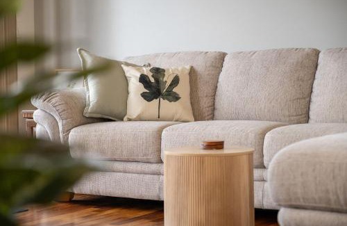 Smiths Lake House | Follow The Sun