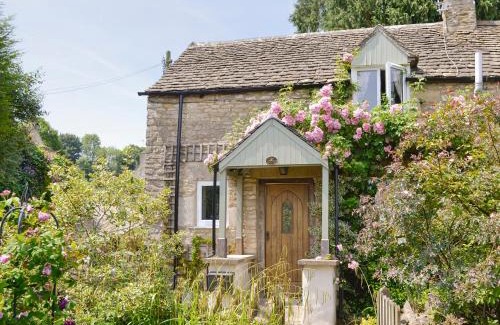 Avening House | Folly Cottage