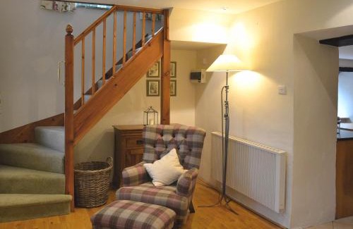 Avening House | Folly Cottage