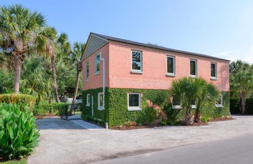 Folly Beach House | Folly Vacation 114A Townhouse near the beach, pet friendly