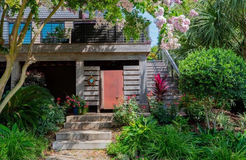 Folly Beach House | Folly Vacation 620 Three Bedroom Home, one block to the beach and pet friendly