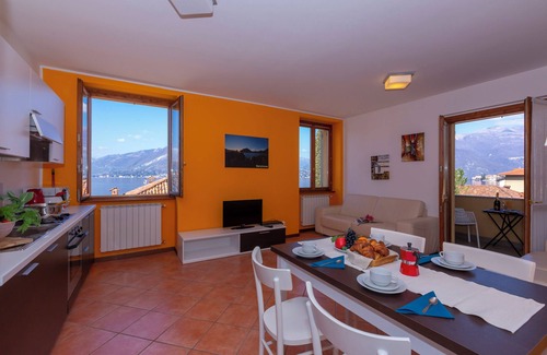 Fiumelatte Apartment | Fontana Del Lago Apt. 11
