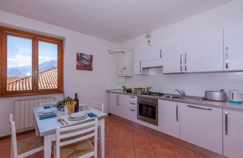 Fiumelatte Apartment | Fontana Del Lago Apt. 16