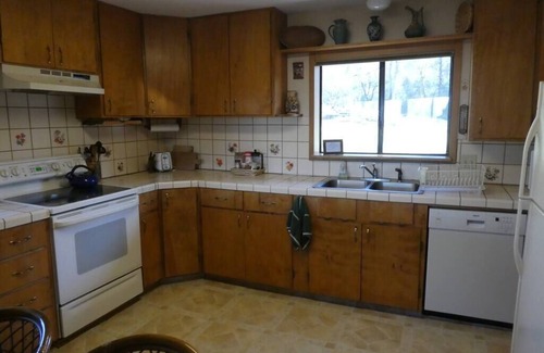 Midpines House | Foothill Acres - Family Cabin near Yosemite