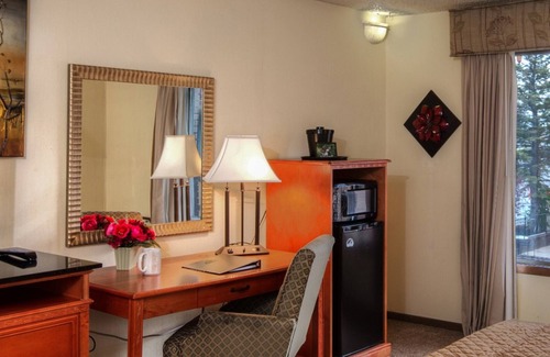 Rapid City Hotel | Foothills Inn