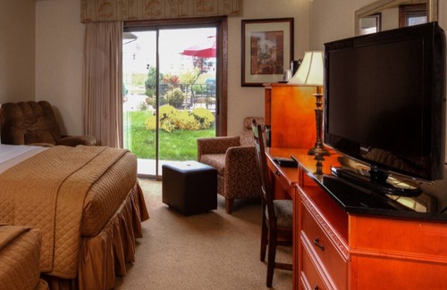 Rapid City Hotel | Foothills Inn