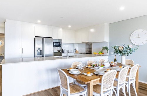 Fingal Bay Apartment | Footprints 1, 6-10 Market Street - Surfside Apartments