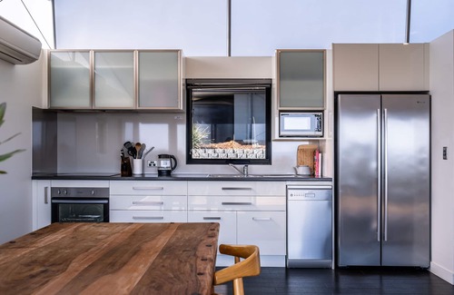 Coles Bay Apartment | Footprints 2