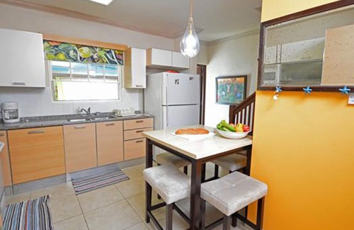 Douglas Condo | Footprints Whitesands G3