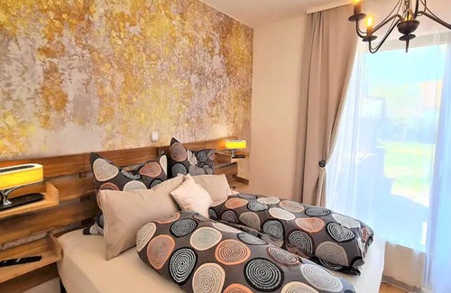 Landstuhl Apartment | for 6 people; Air conditioning, 3 bedrooms, own garden ...