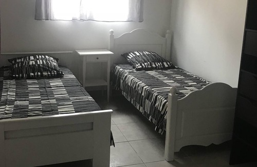 Les Pennes-Mirabeau House | For 70 euros per night MAison of 40m2 on 90 m 2 of garden, in property