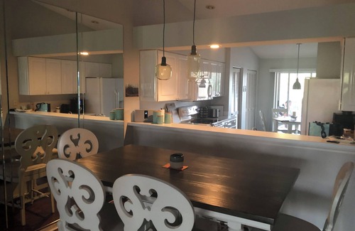 Tara Golf and Country Club Condo | For Golfers, Cozy 2-bedroom condo with Den, Class A Membership at Tara GC Club