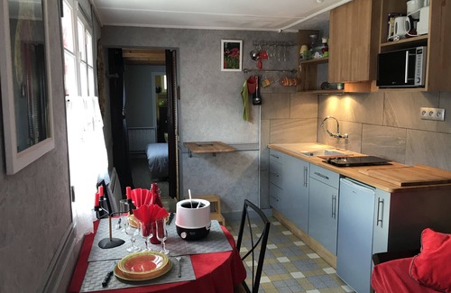 Cauterets House | For nature lovers, house 2 pers bungalow in Cauterets