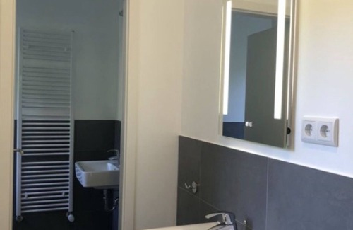 Potsdam West Apartment | For students: furnished room in a shared apart. near university & palace garden