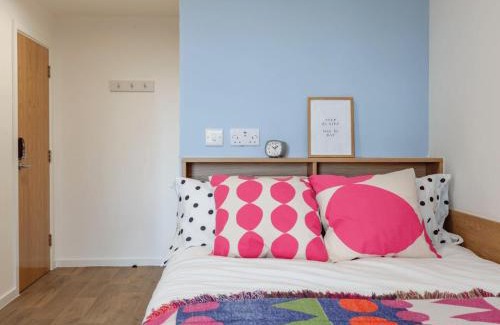 Castle Apartment | For Students Only - Ty Nant in Swansea