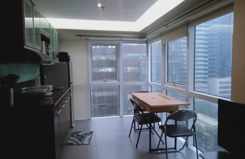 Bonifacio Global City Condo | Forbes Park Area BGC