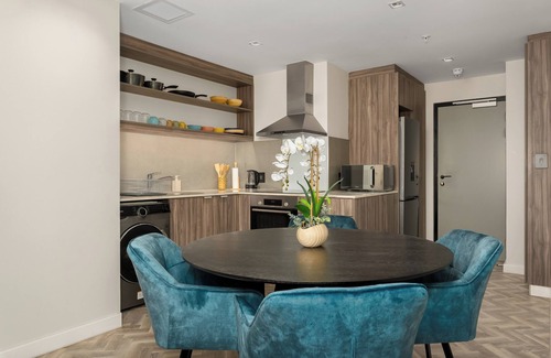 Flora Park Apartment | Foreshore Place | Modern One Bed Apt | Netflix