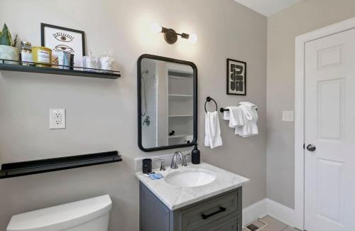Forest Acres House | Forest Acres Boho Home - 2BR