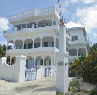 Port Antonio Apartment | Forest Cottage