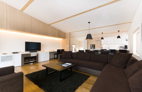 Hirafu Ski Chalet | Forest Estate