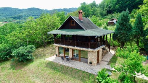 Central Serbia House | Forest Heaven Retreat with jakuzz