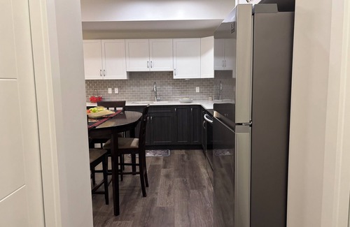 Northeast Edmonton House | “Forest Heights Gem ✨ 2BR Modern Suite | Near Expo, Downtown & River Valley”