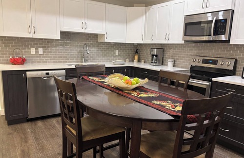 Northeast Edmonton House | “Forest Heights Gem ✨ 2BR Modern Suite | Near Expo, Downtown & River Valley”