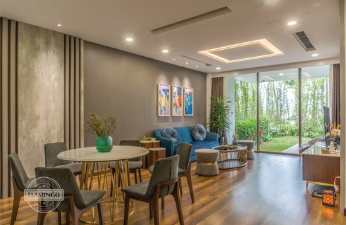 Phuc Yen Hotel | Forest In The Sky Flamingo Dai Lai Resort