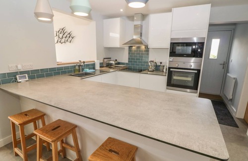 Dwyran Cottage | FOREST LODGE, pet friendly, luxury holiday cottage in Newborough