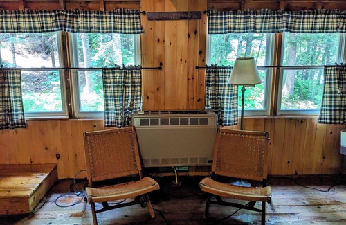 Hanover Cabin | Forest Lodge - Family & dog friendly camp on beautiful Howard Pond in Hanover ME