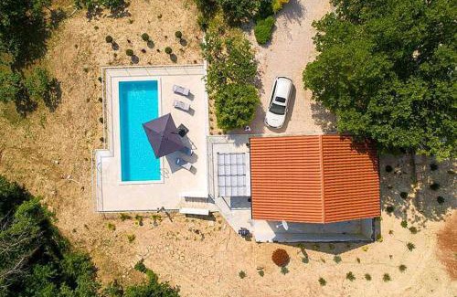 Pazin Villa | Forest Serenity Villa