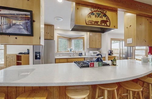 Serene Lakes House | Forest-view home with deck, grill, 2 living areas, fireplace, washer/dryer