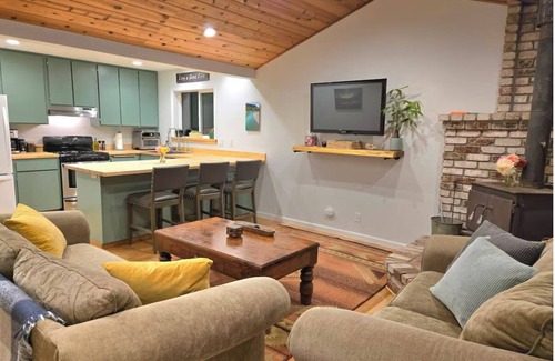 McKinleyville House | Forest View